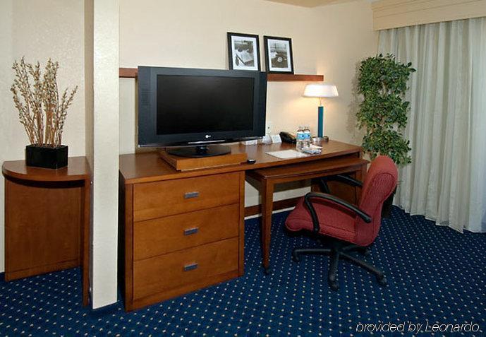 Courtyard By Marriott Birmingham Trussville Oda fotoğraf
